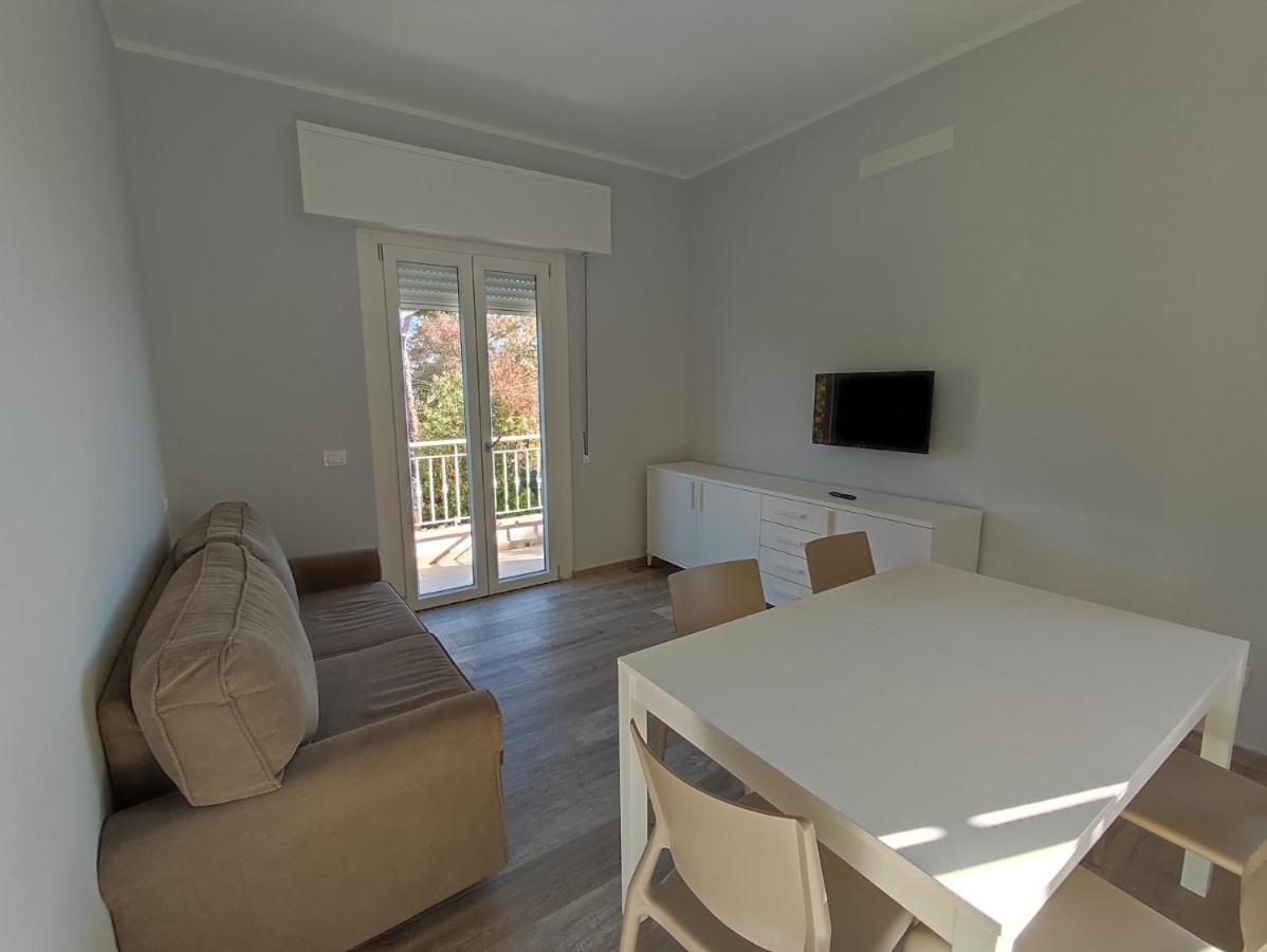 Casa Violina Apartment Lido di Camaiore Exterior photo